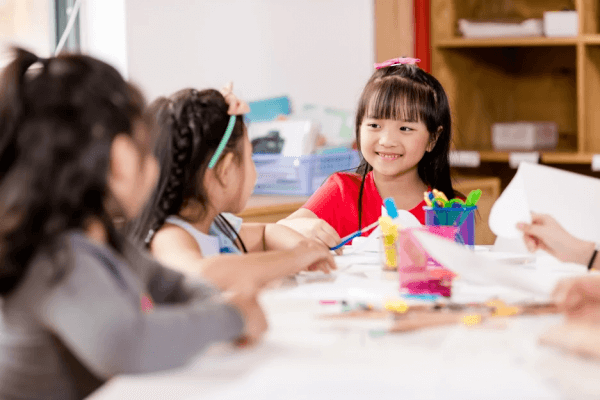 Tương tác học tiếng Anh