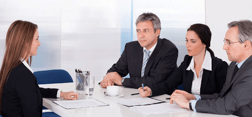 Hãy suy nghĩ kỹ trước khi đưa ra câu trả lời cho cuộc phỏng vấn tiếng Anh