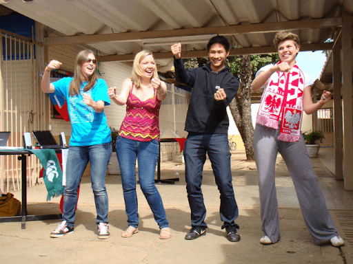 Tiếng Anh du lịch giúp bạn kết giao với nhiều người bạn mới