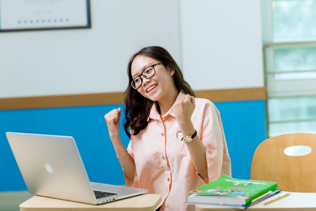 Chinh phục tiếng Anh lớp 7 dễ dàng với hình thức học trực tuyến tại YOLA